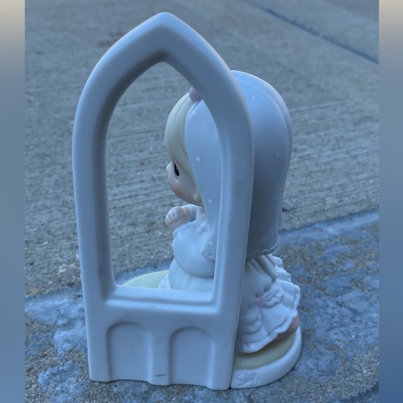 Precious Moments May Your Future Be Blessed Figurine - Picture 5 of 8
